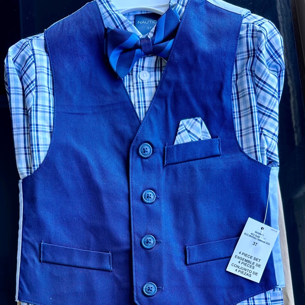 Nautica Boys Toddlers 4-piece Set outfit formal Beige Blue NWT size 3T